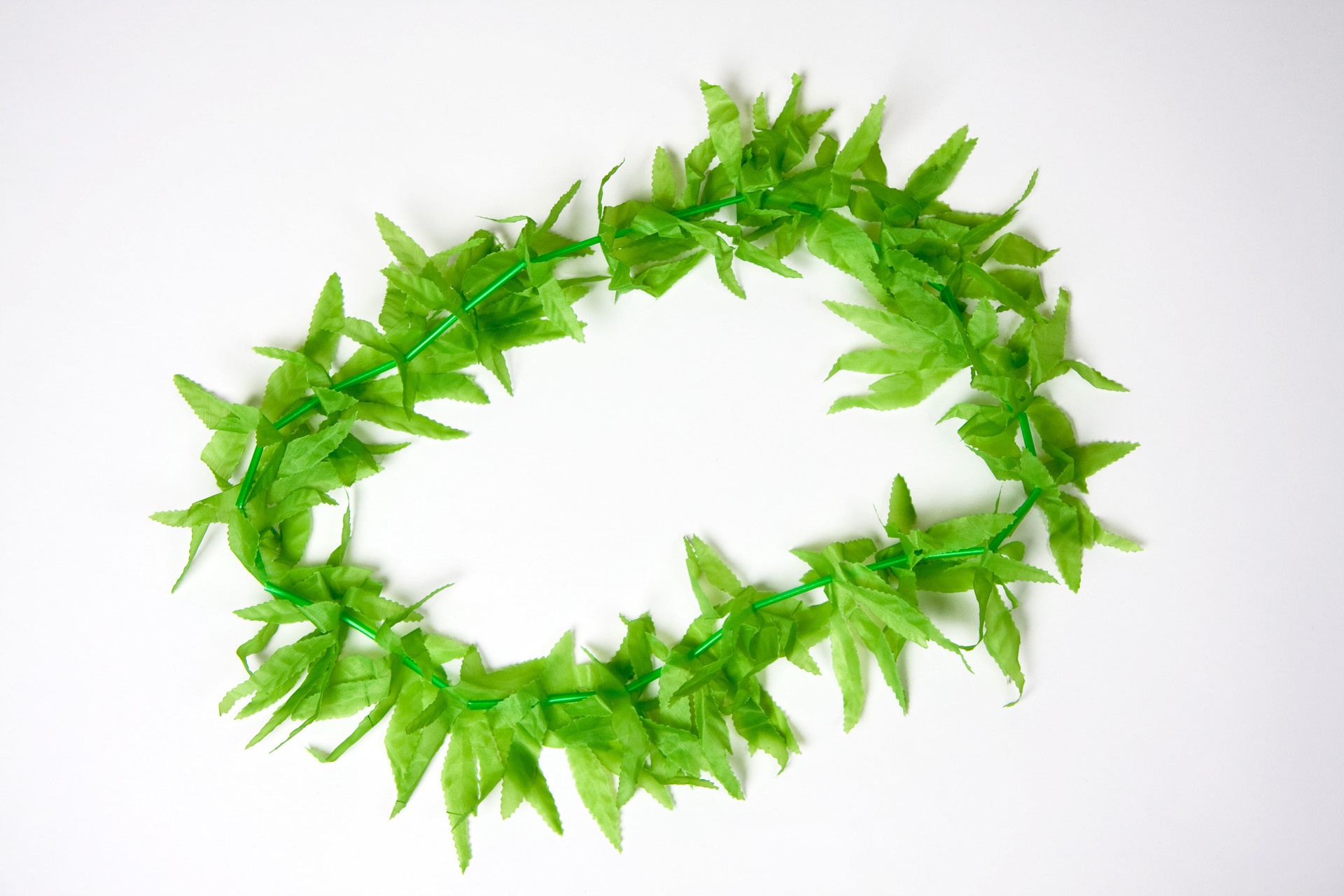 Hanfkette gr�n, ca. 85 cm